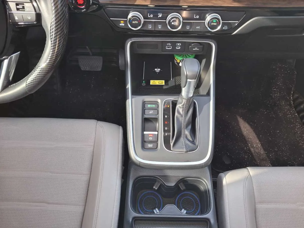 Car image 15