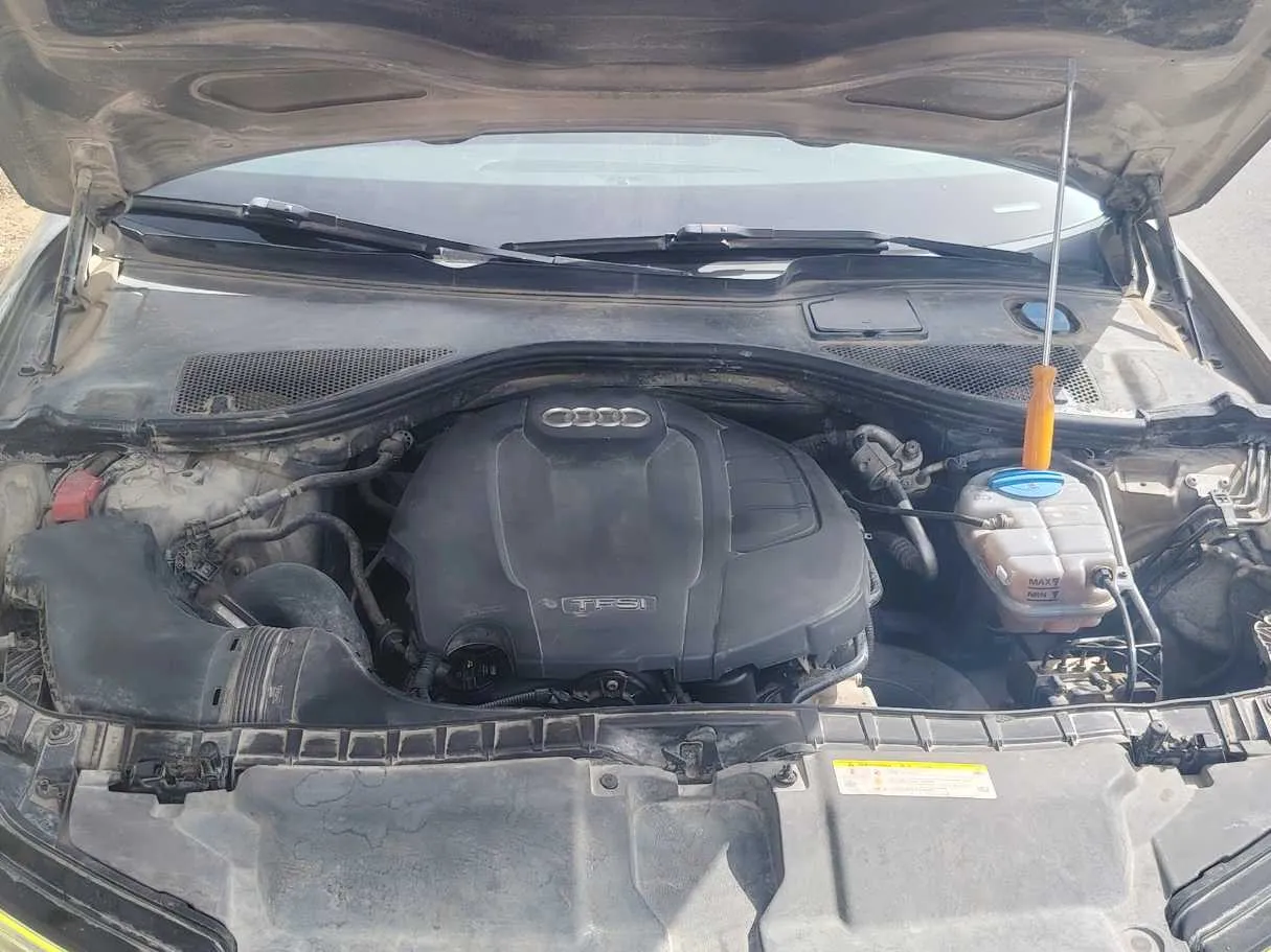 Car image 33