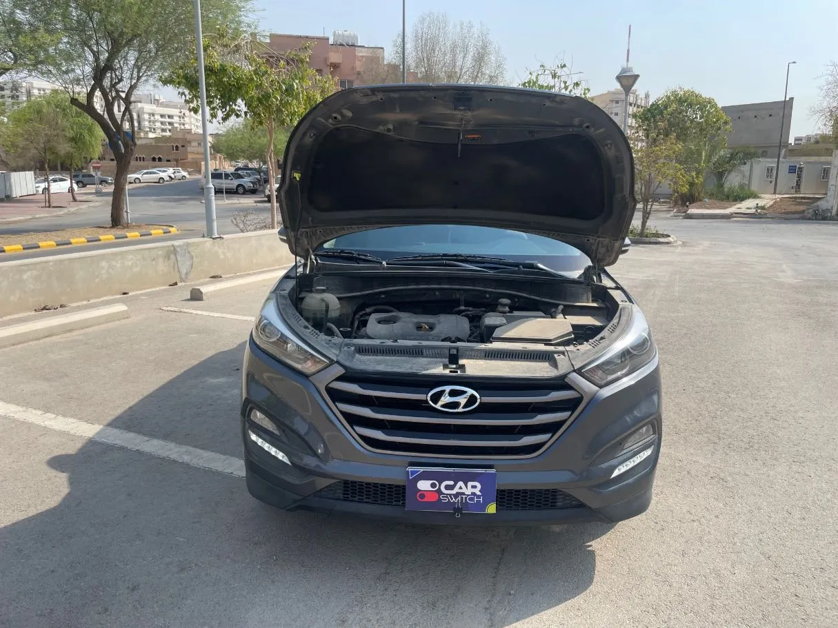 Car image 24