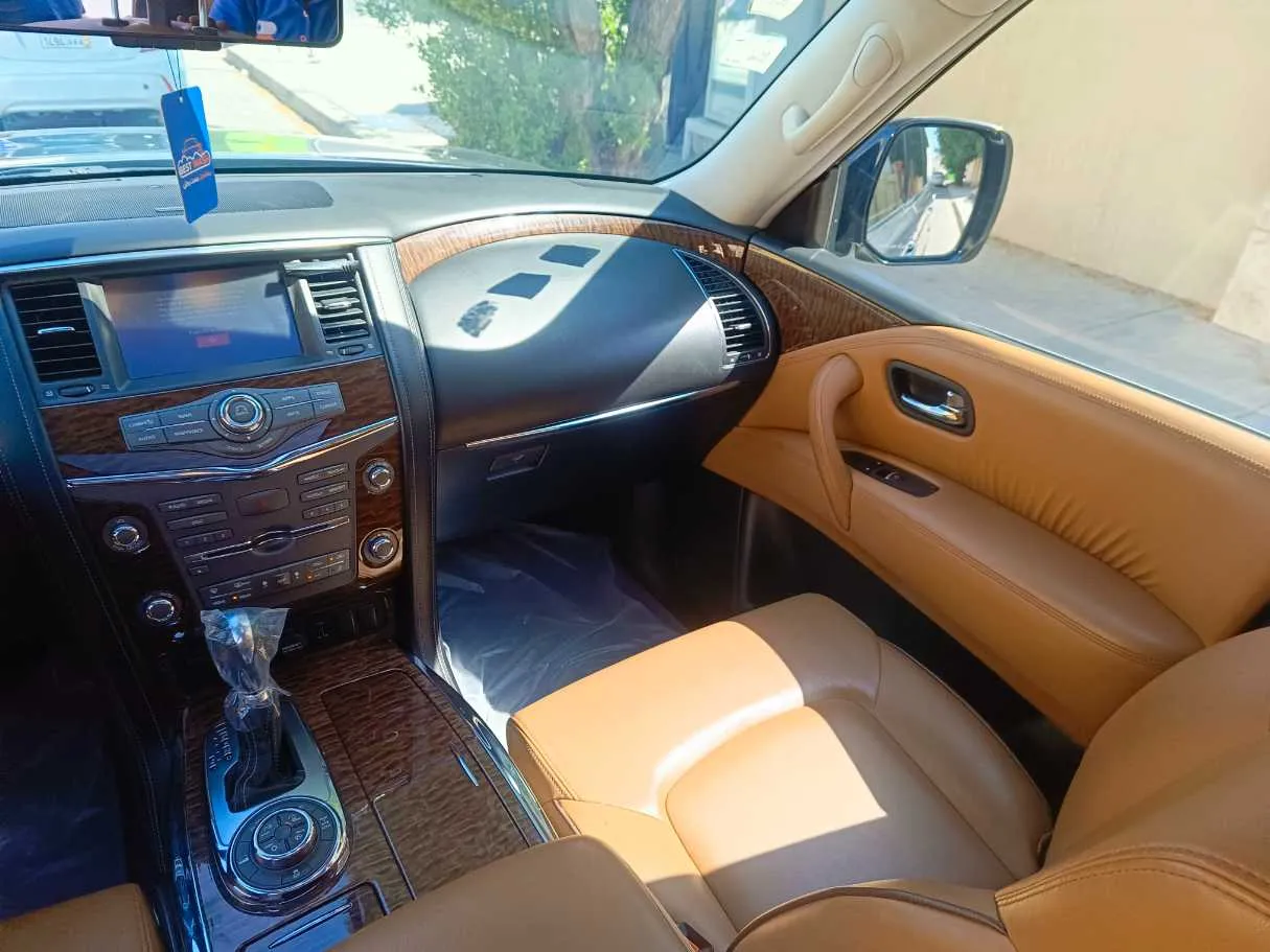 Car image 23