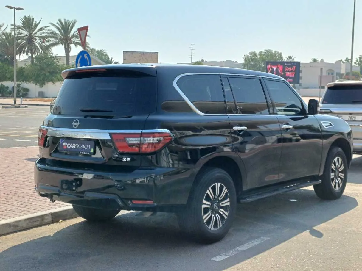 Car image 5