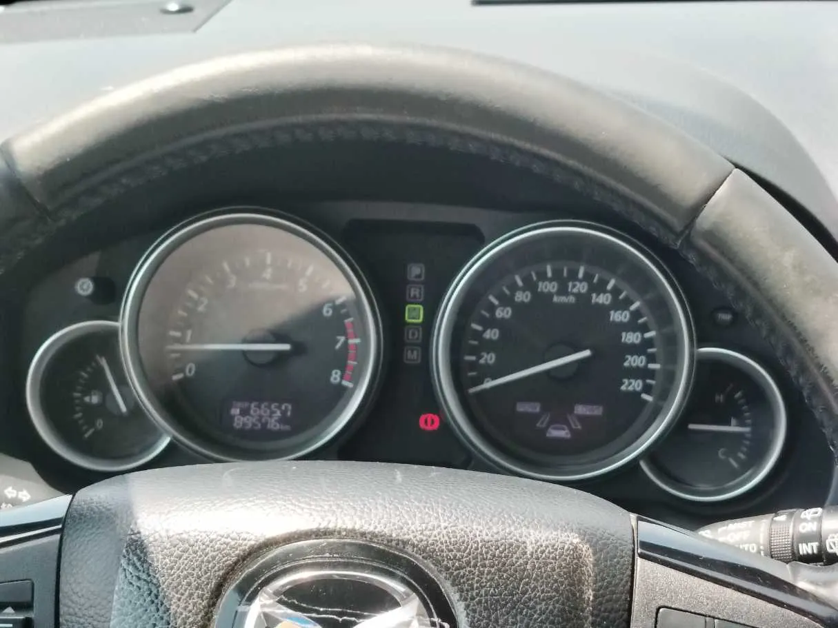 Car image 22