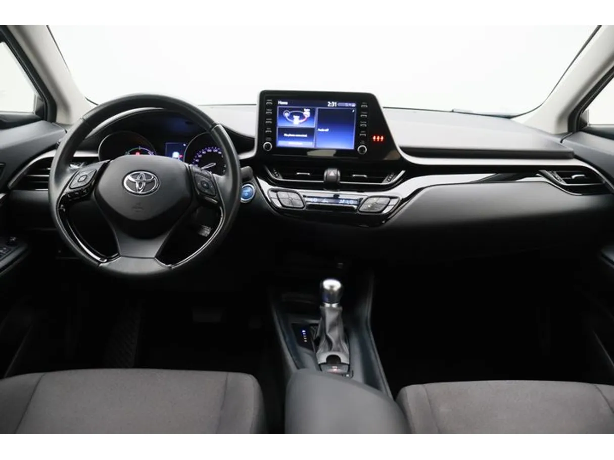 Car image 14