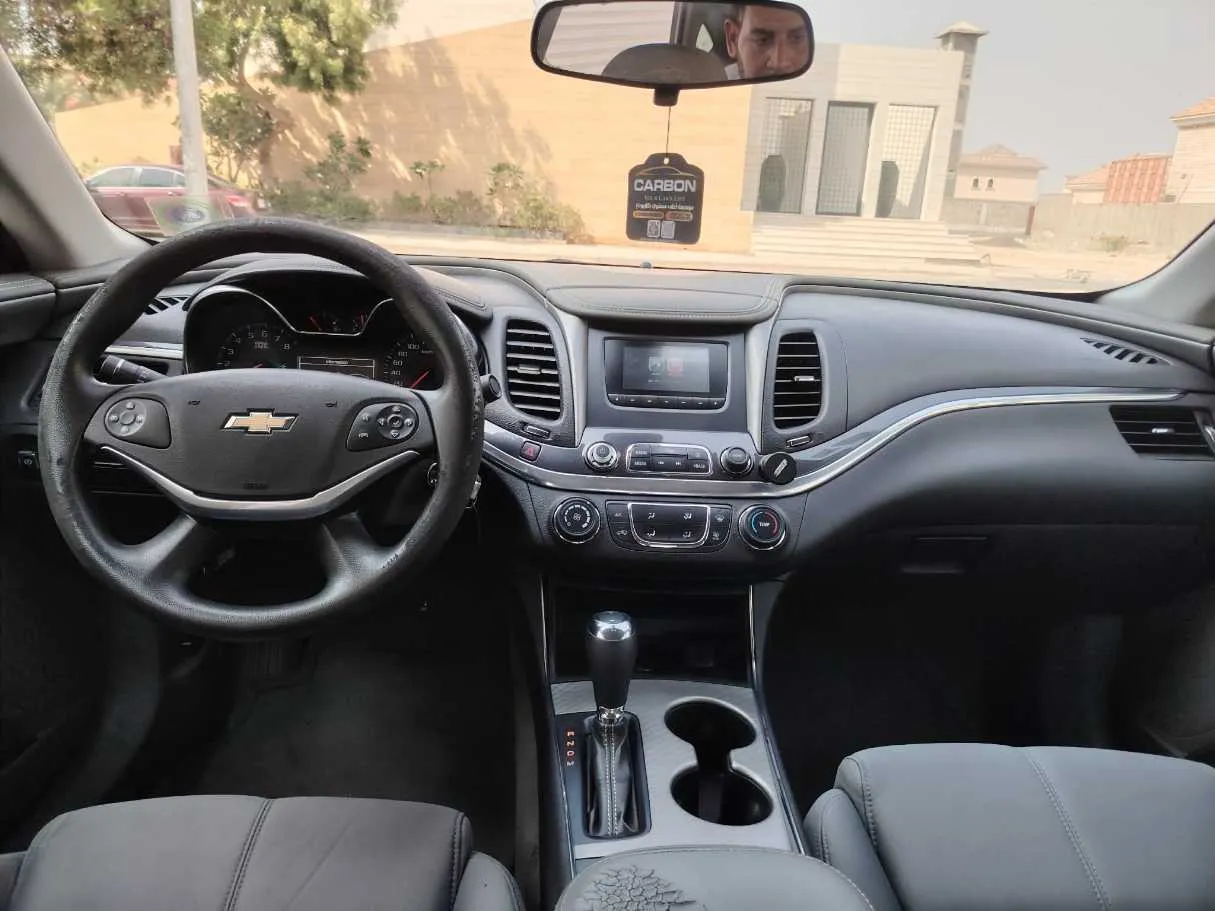 Car image 21
