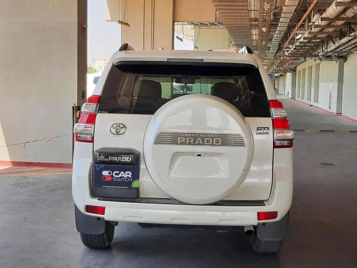 Car image 6