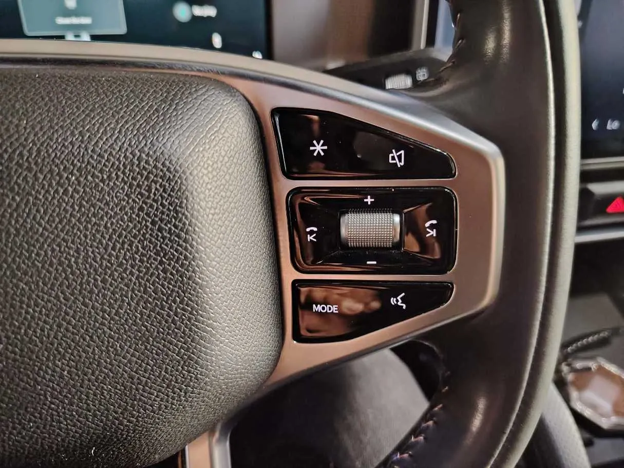 Car image 39
