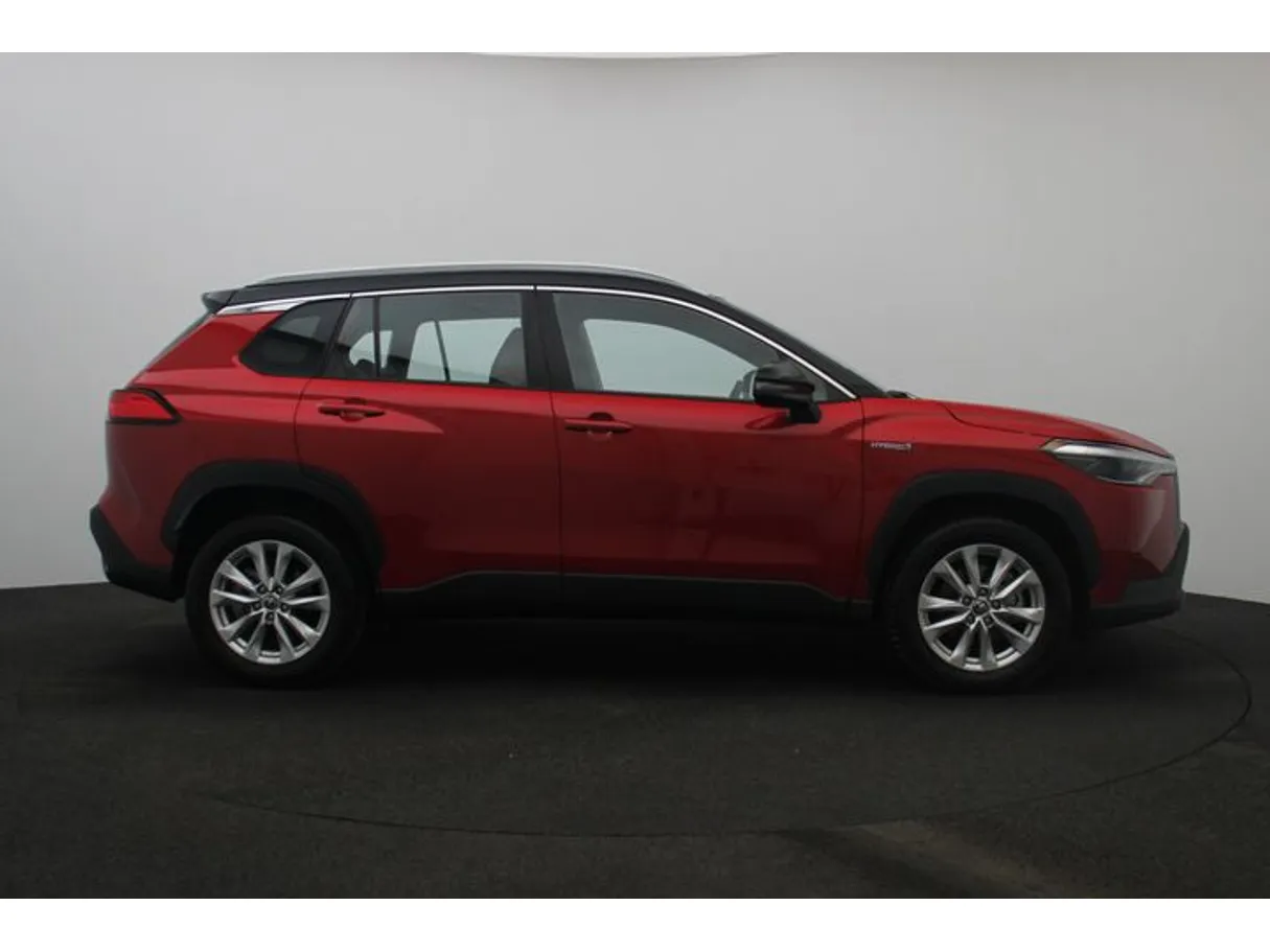 Car image 13