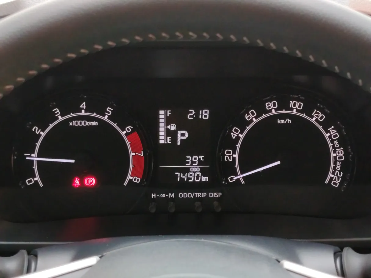 Car image 23