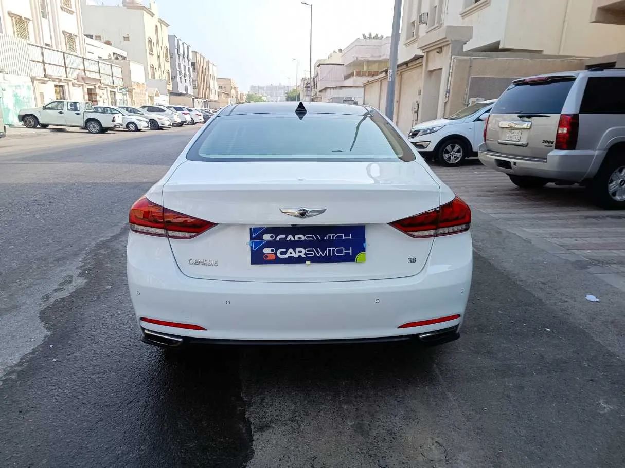 Car image 6