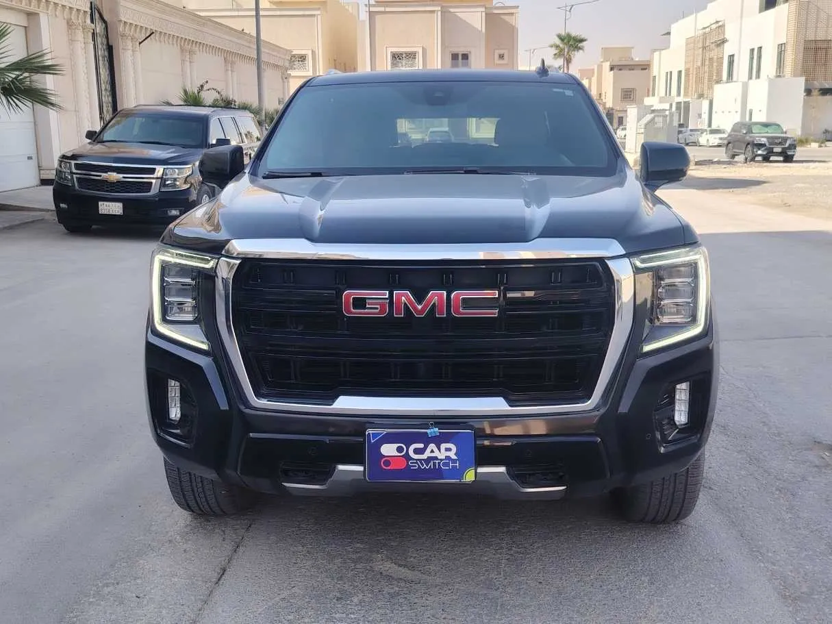 Car image 2