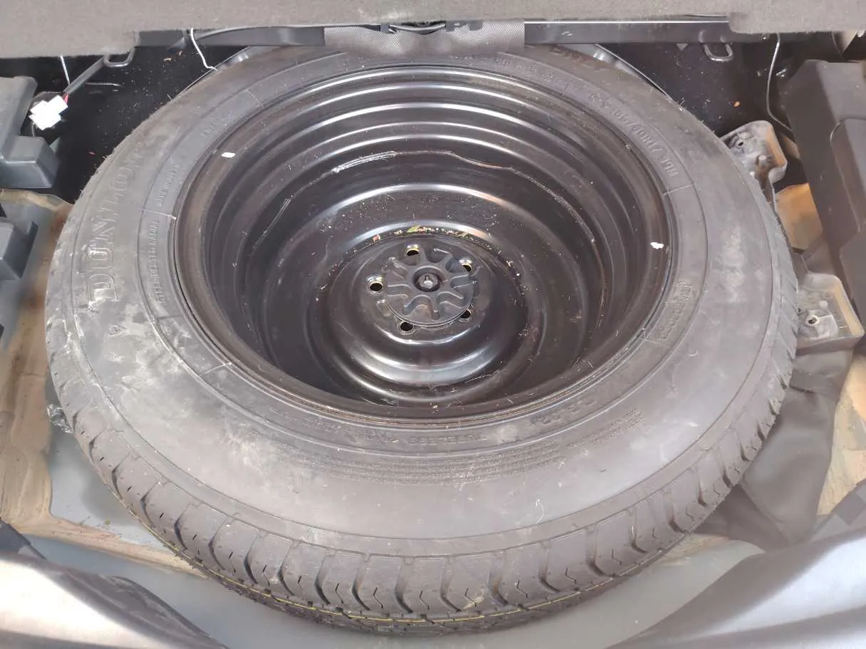 Car image 31