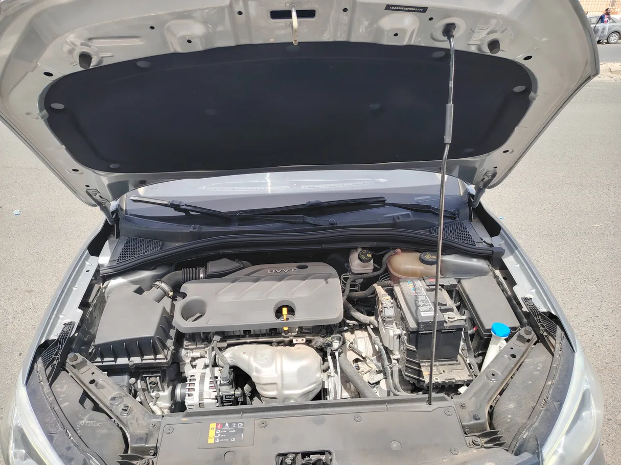 Car image 28