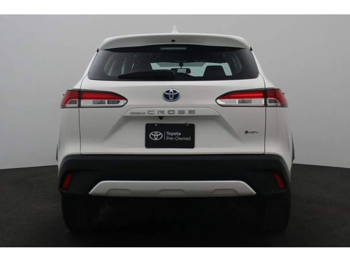 Car image 12