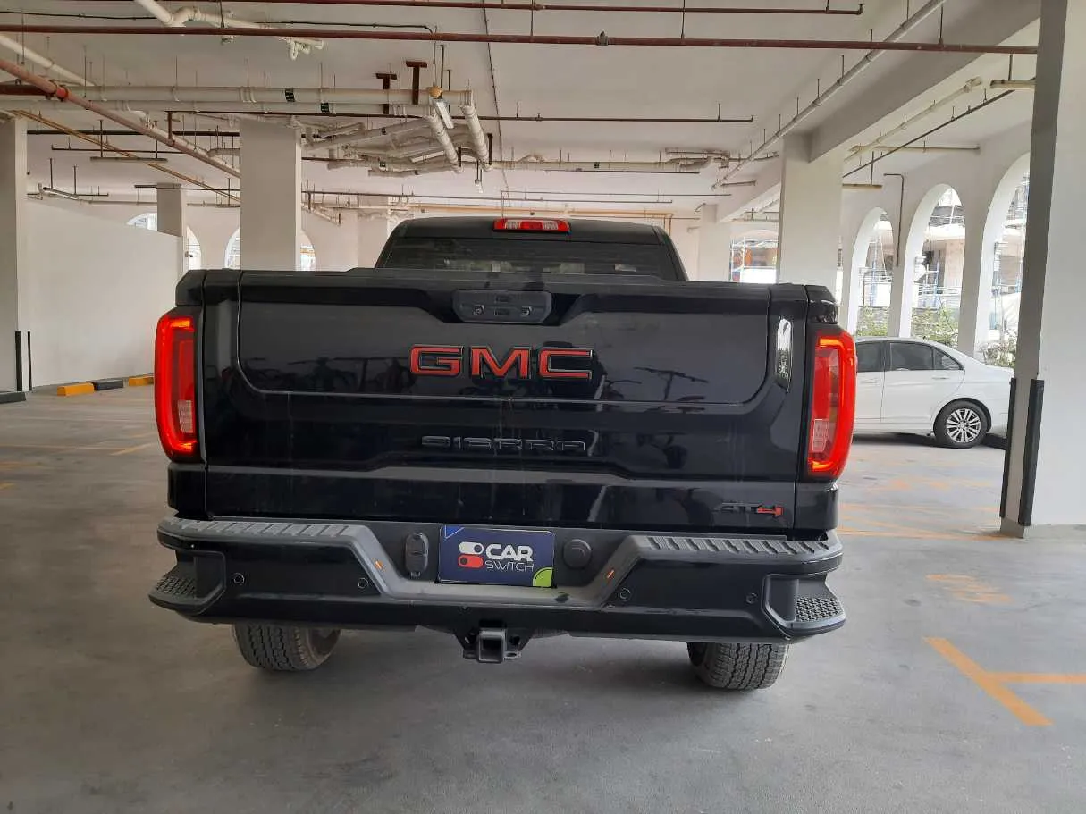 Car image 6