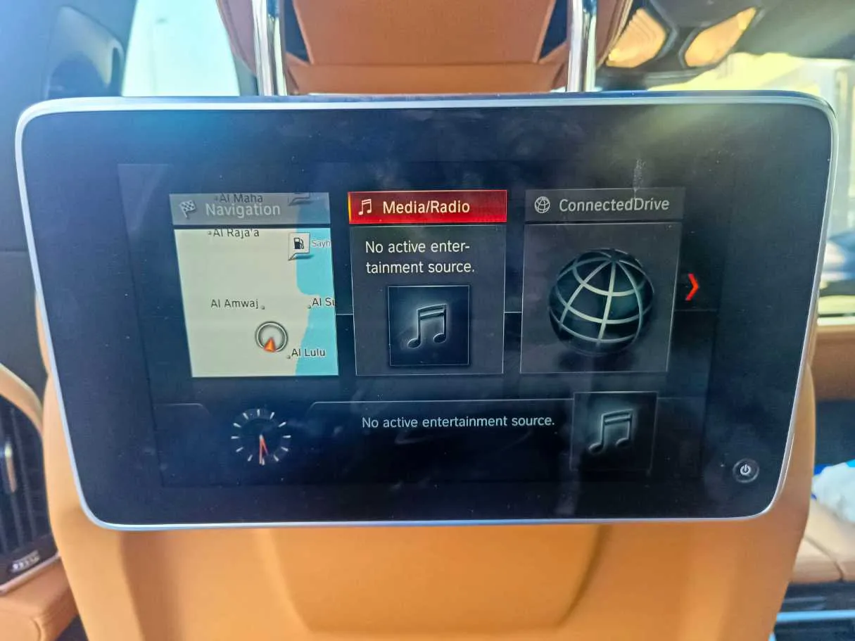 Car image 36