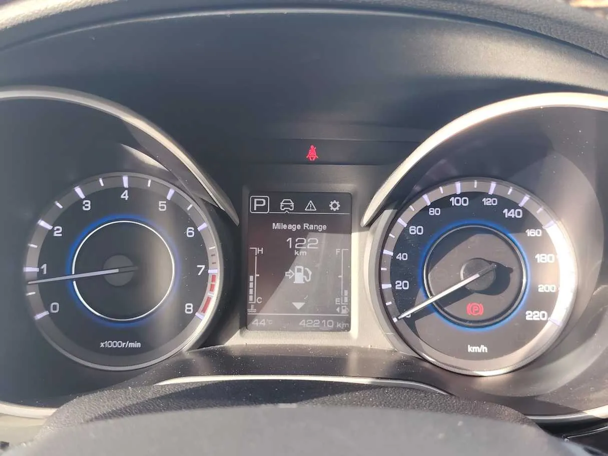 Car image 23