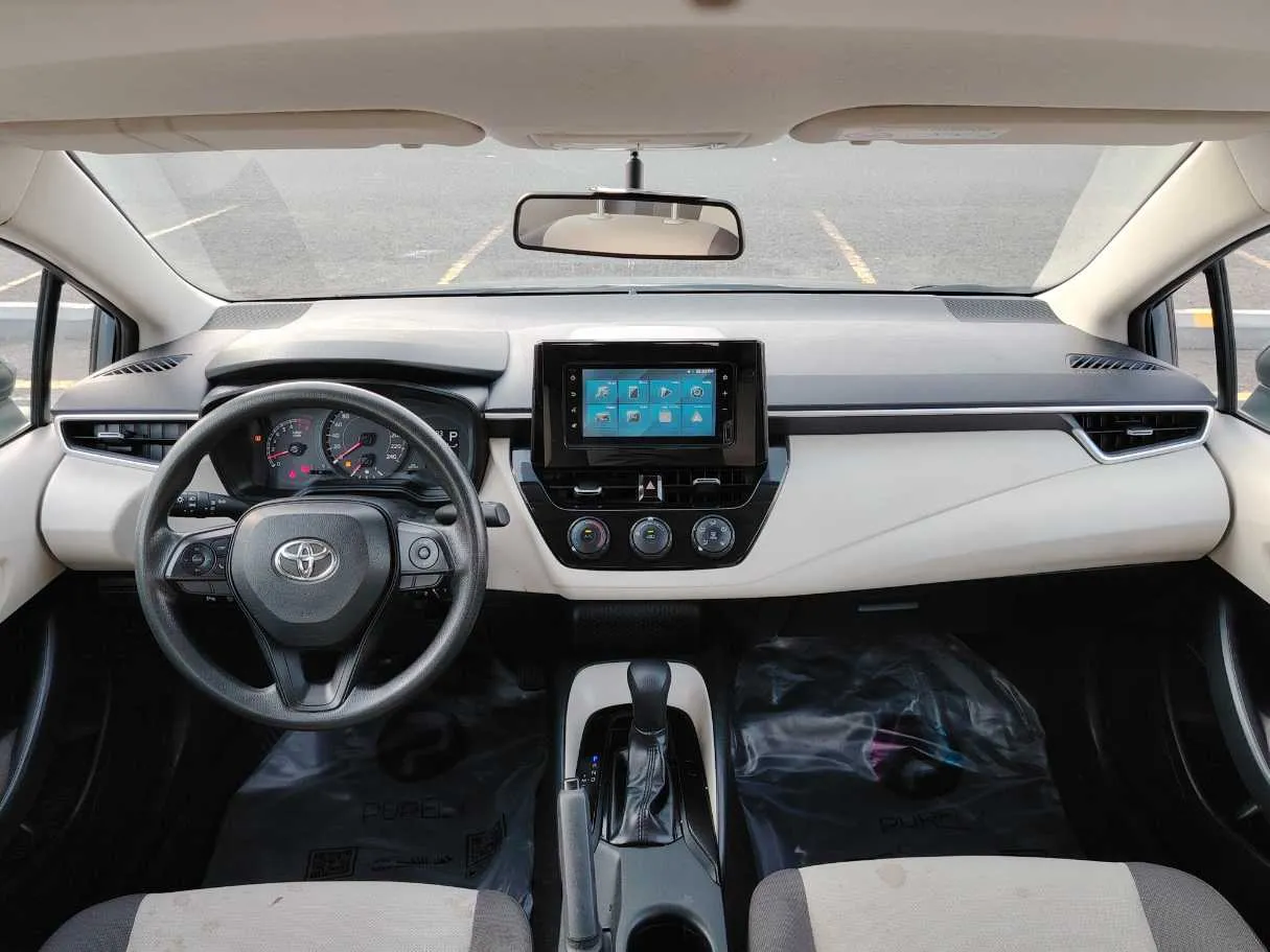 Car image 17