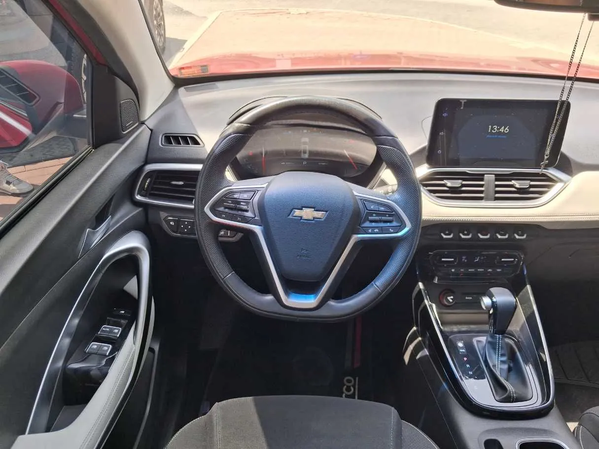 Car image 27