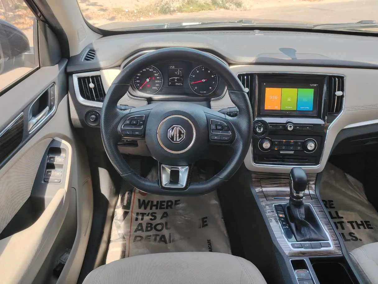 Car image 21
