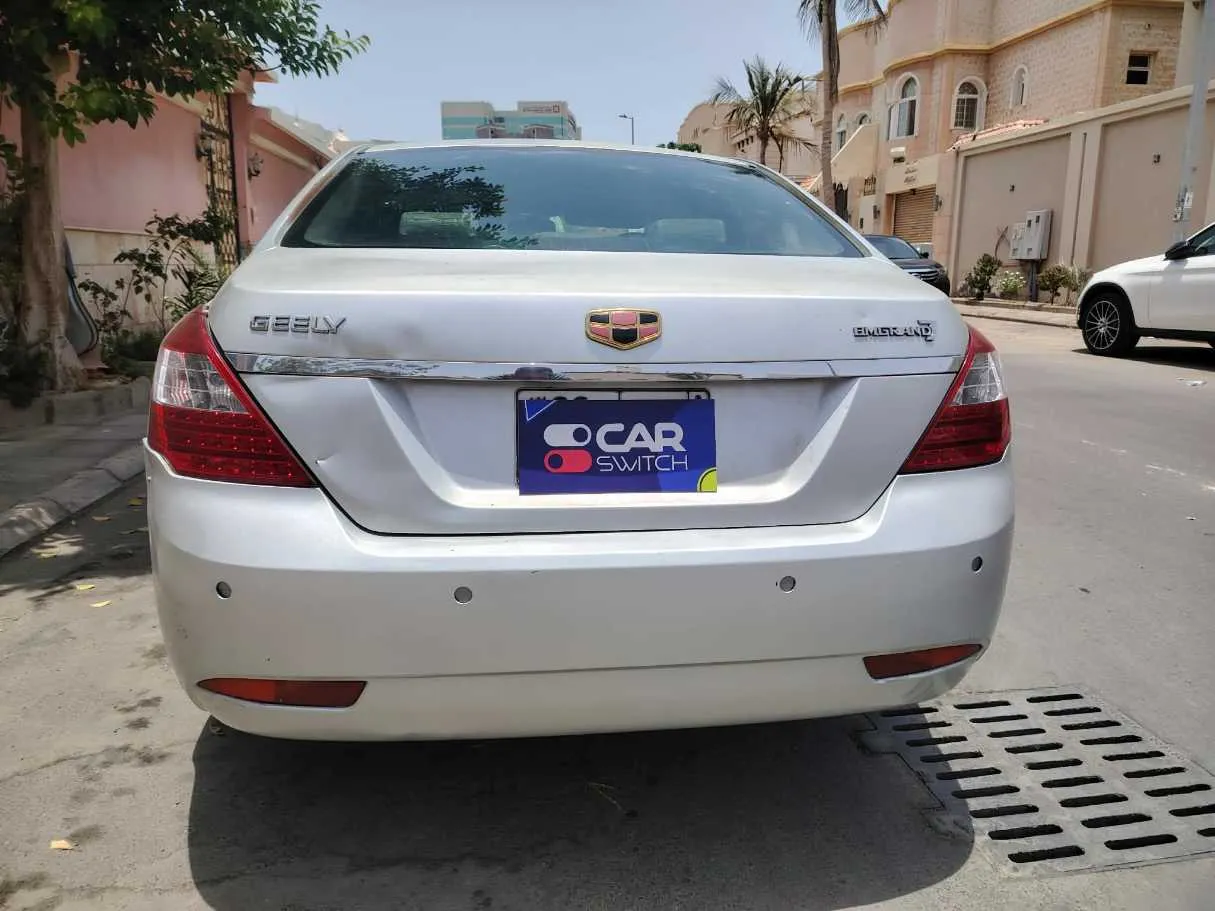 Car image 6