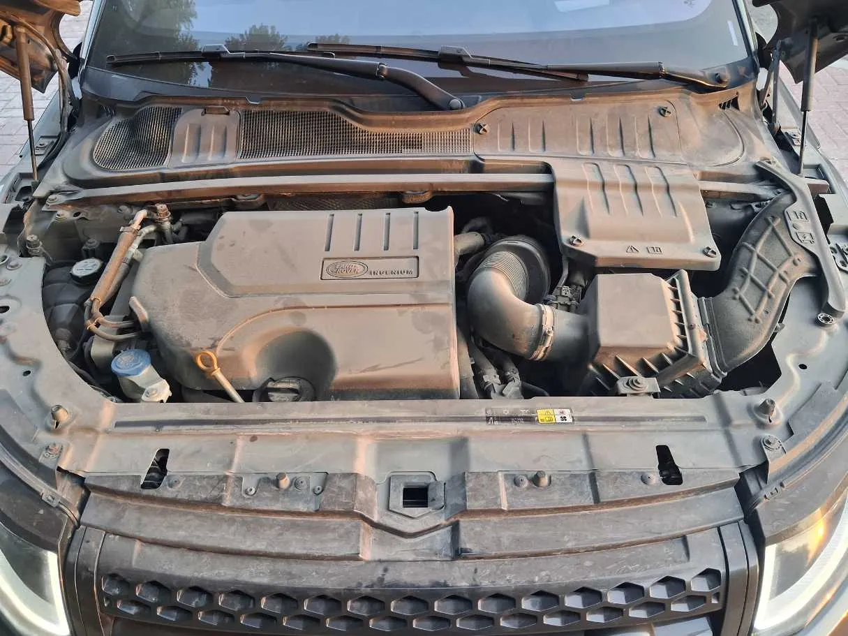 Car image 20