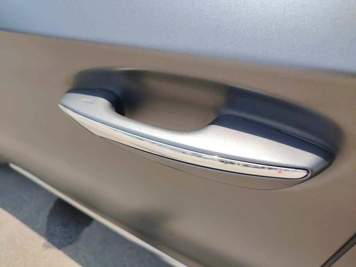 Car image 41