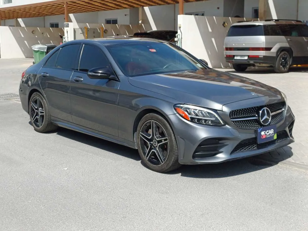 Car image 3