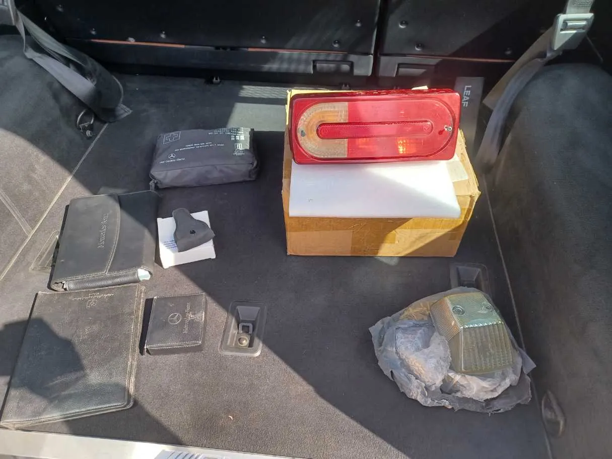 Car image 22