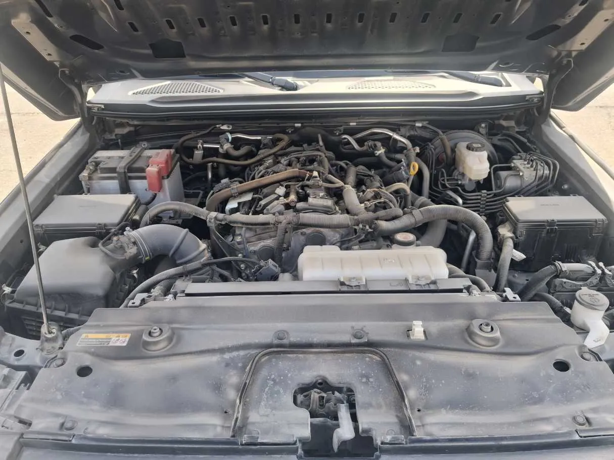 Car image 22