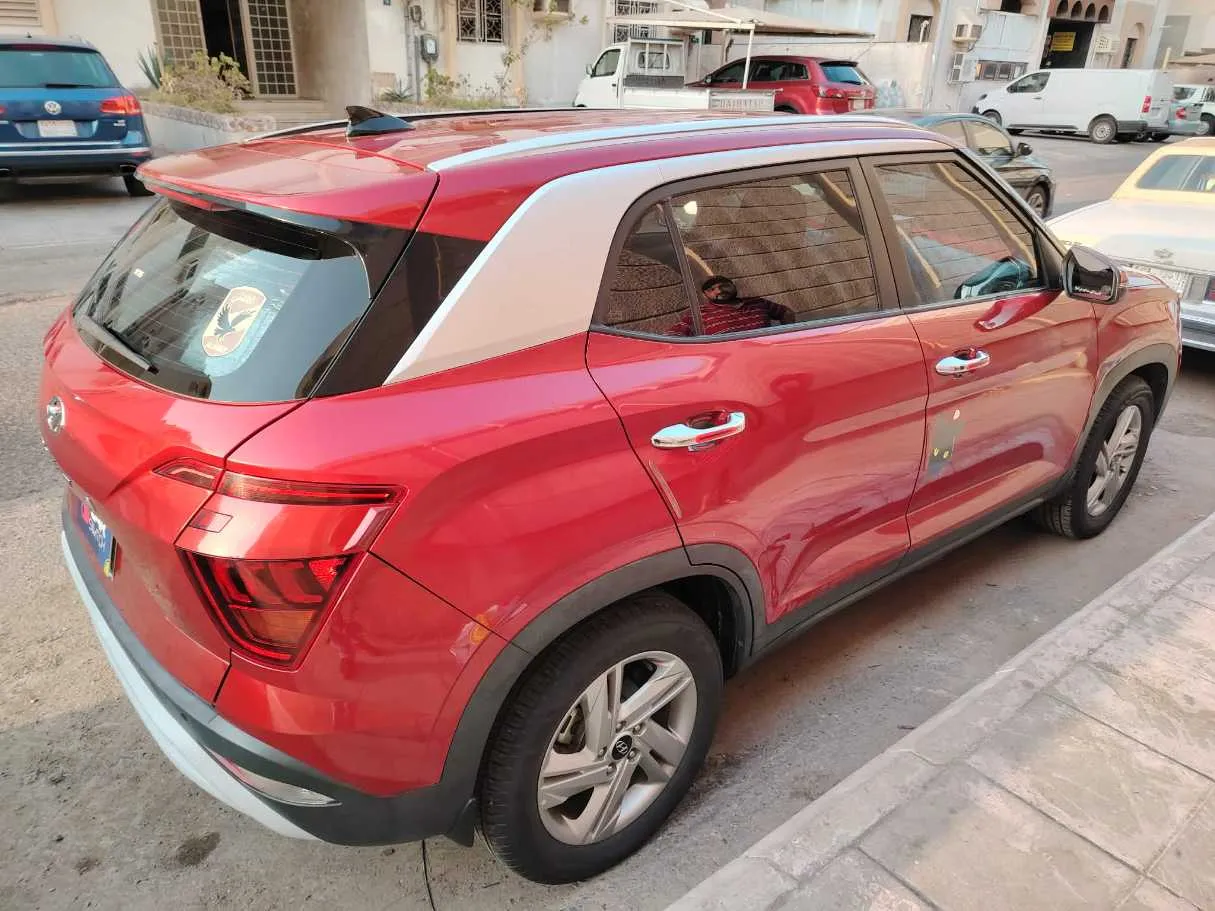 Car image 5