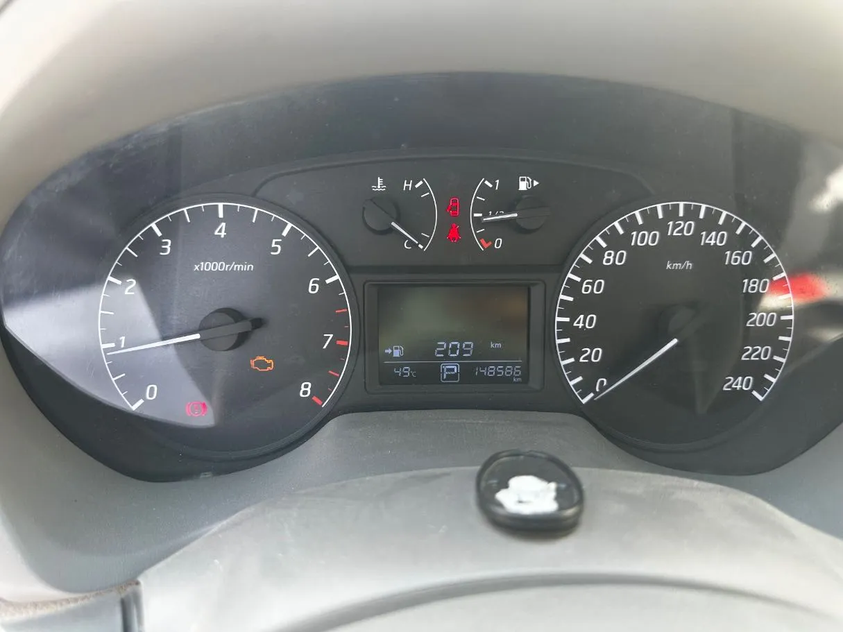 Car image 21