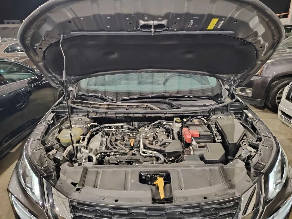 Car image 30