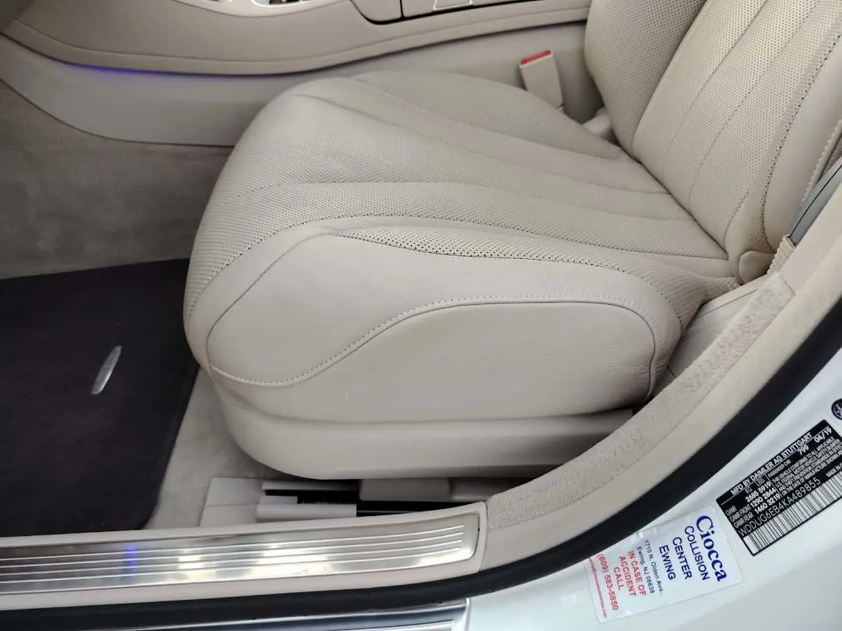 Car image 40