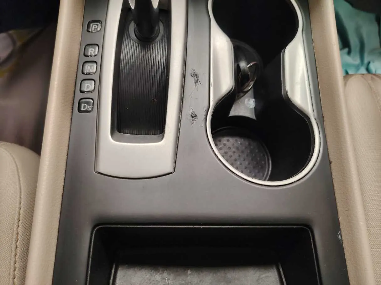 Car image 22