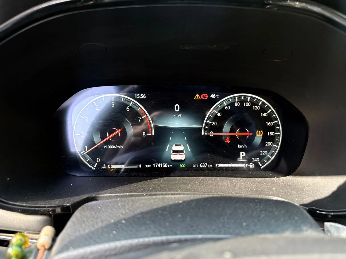 Car image 23