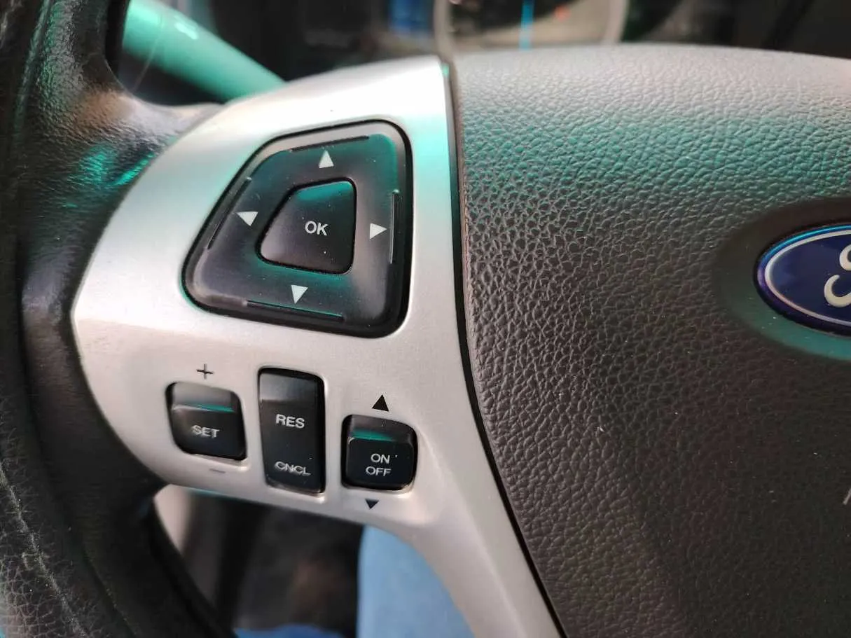 Car image 31