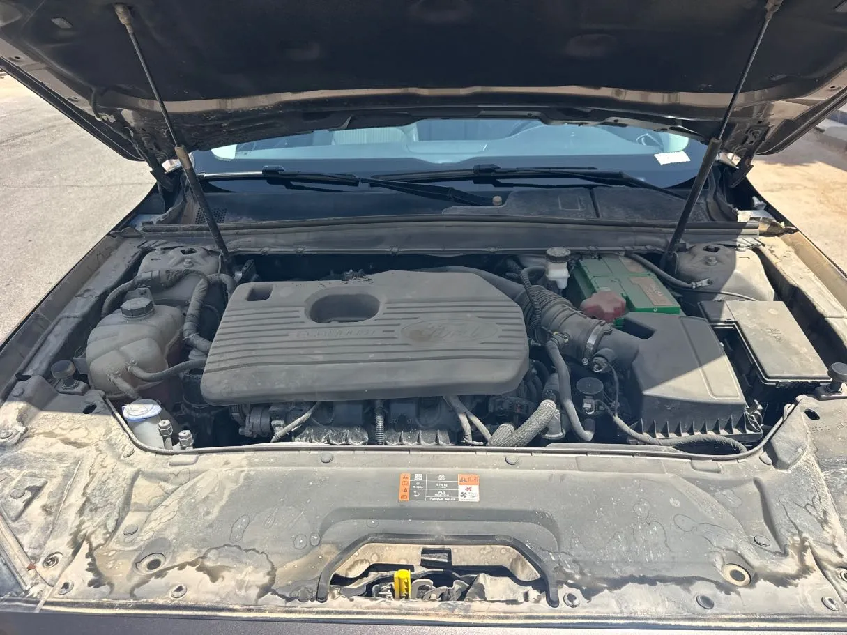 Car image 21