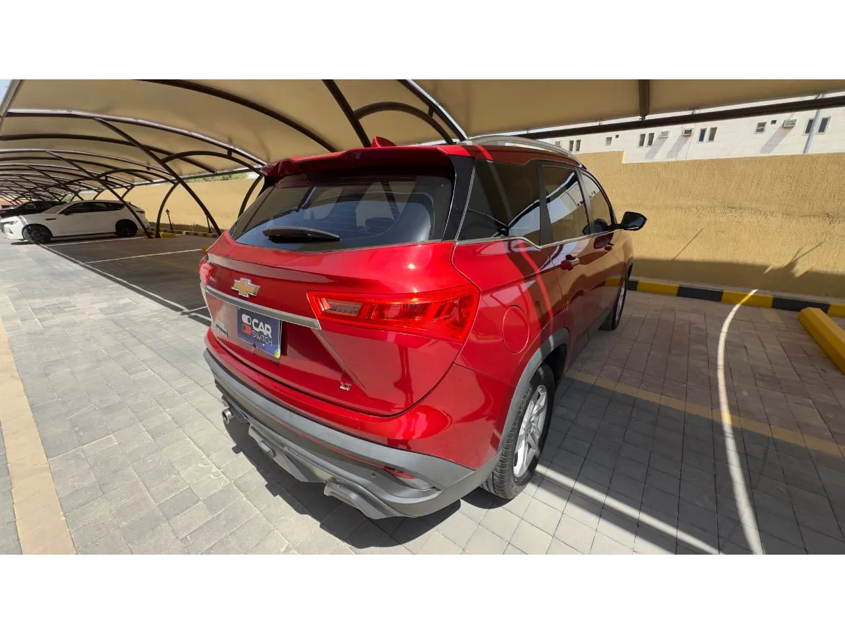 Car image 5