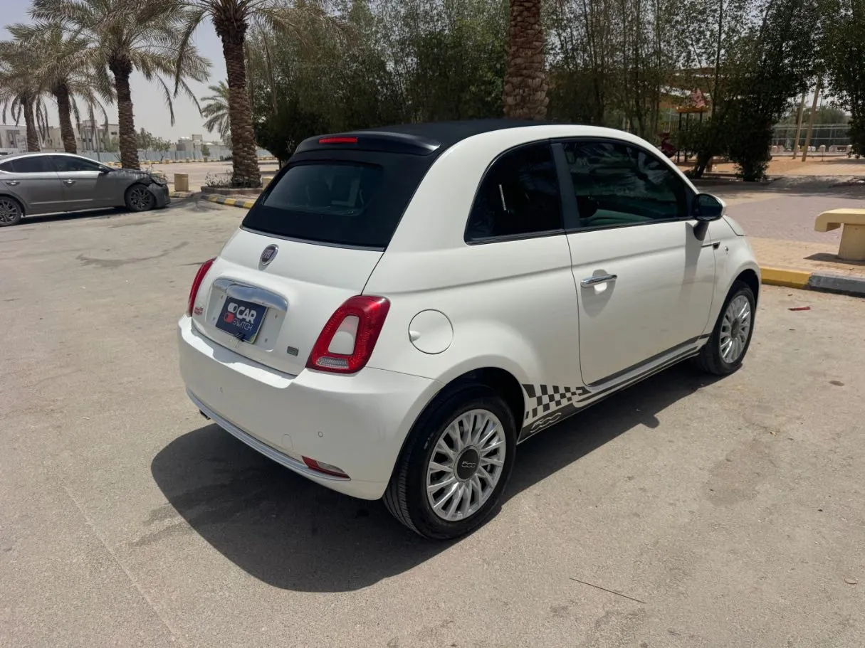 Car image 5