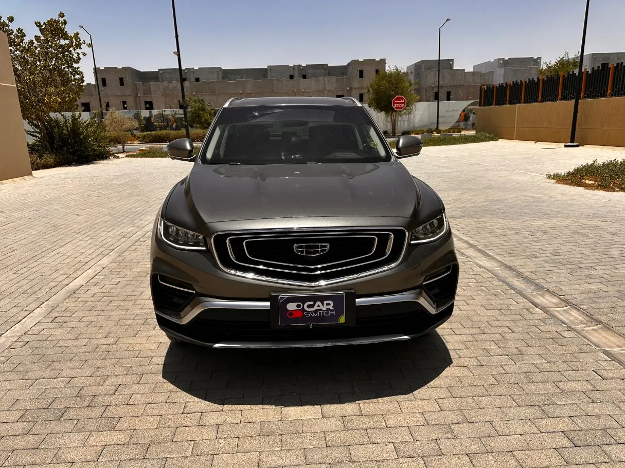 Car image 2