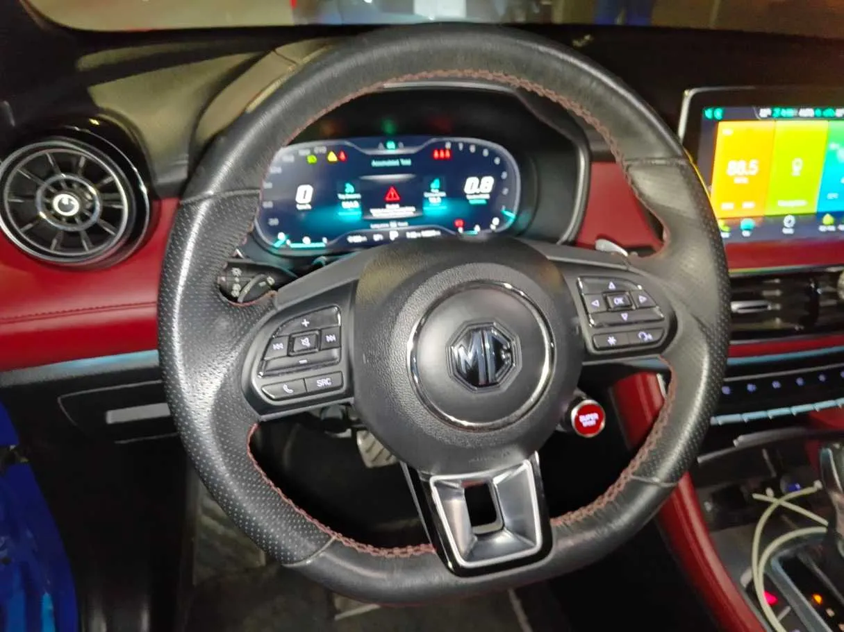 Car image 27