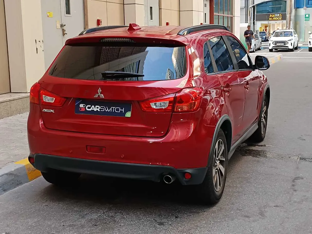 Car image 5