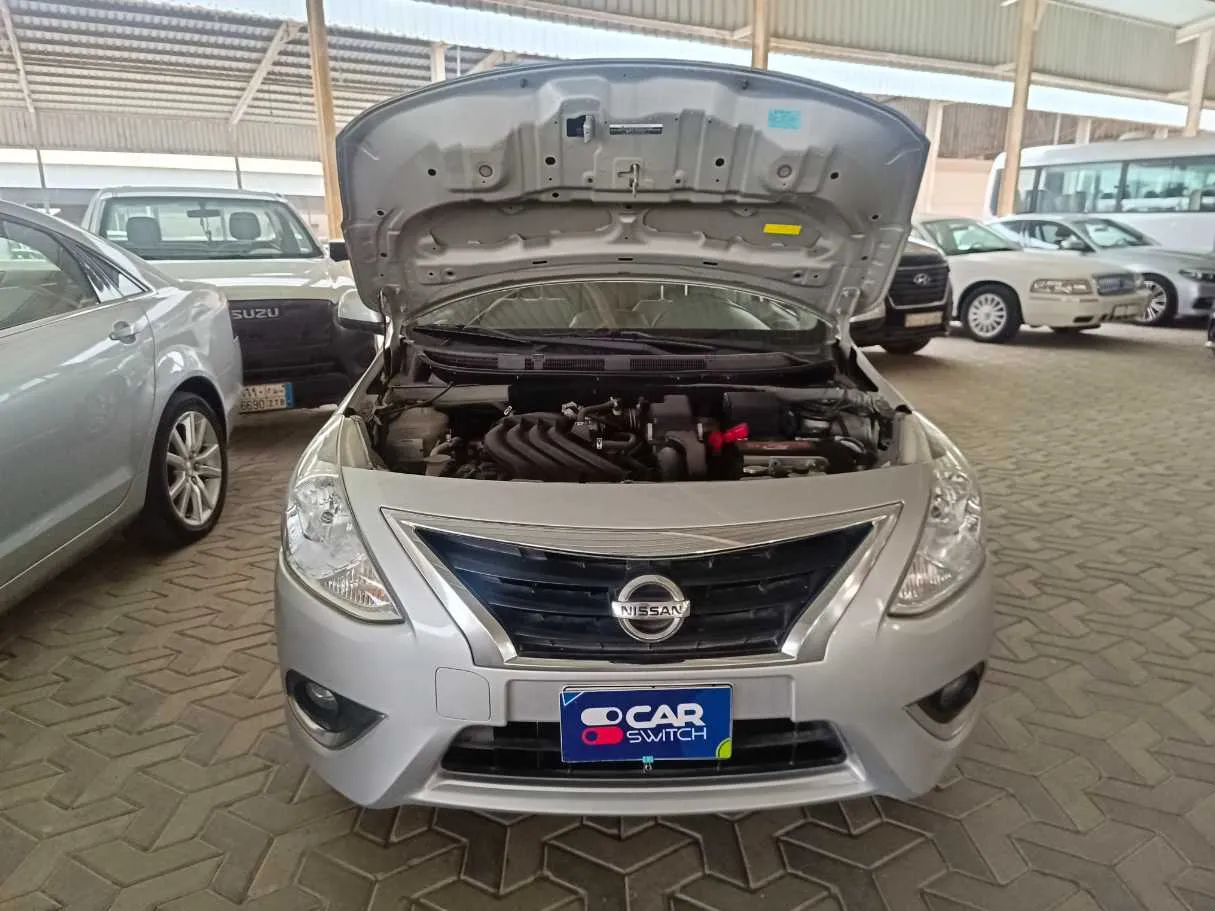 Car image 24