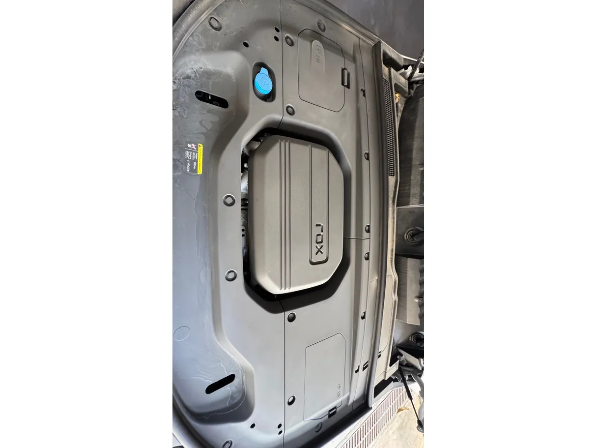 Car image 28