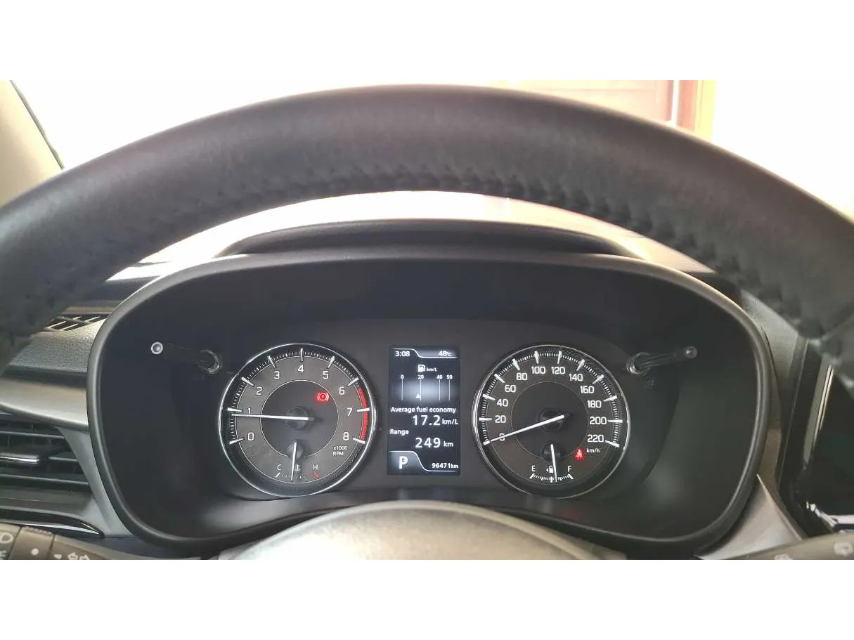 Car image 18