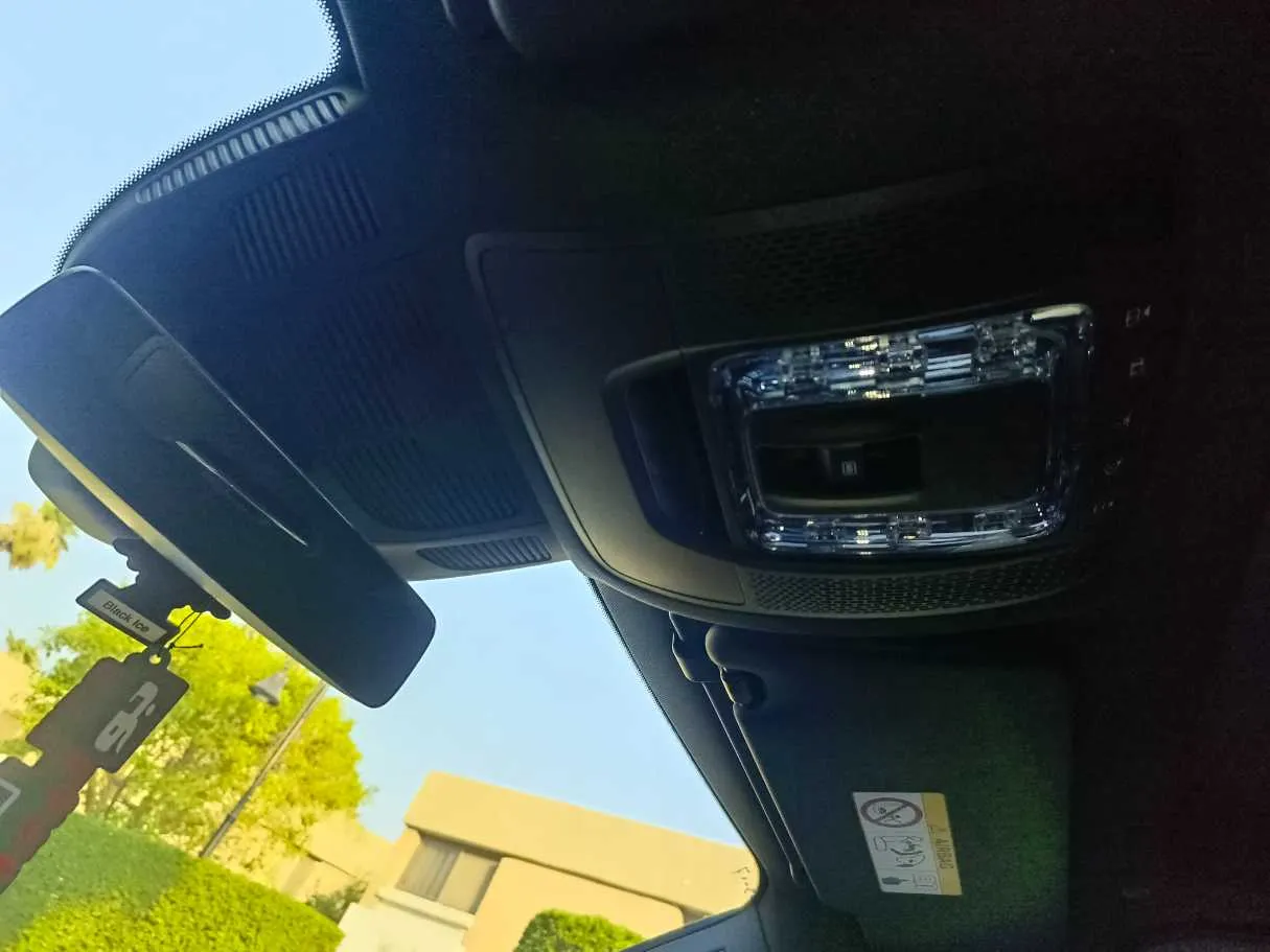 Car image 39