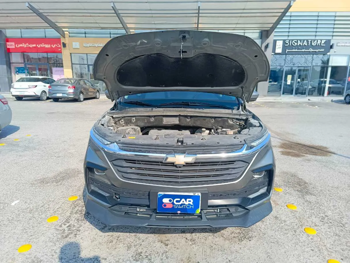 Car image 28