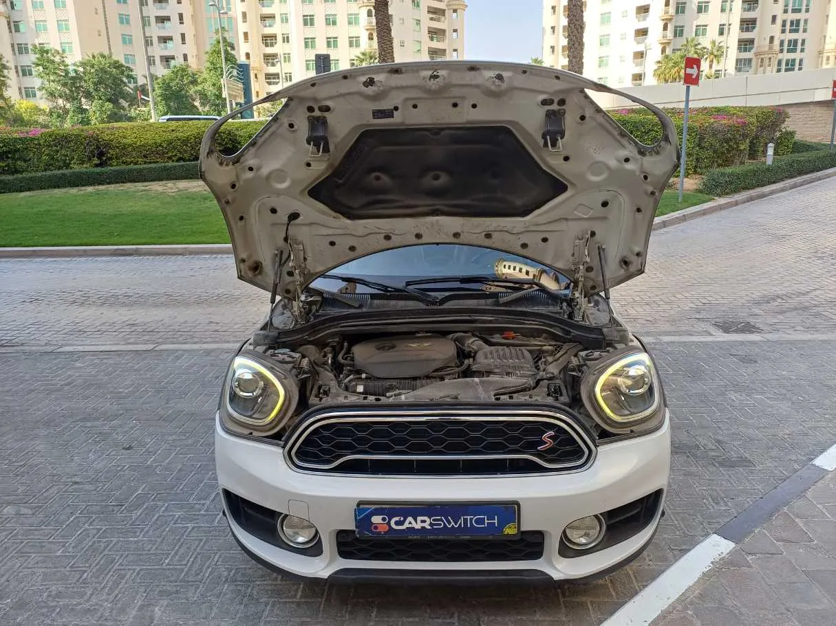 Car image 23