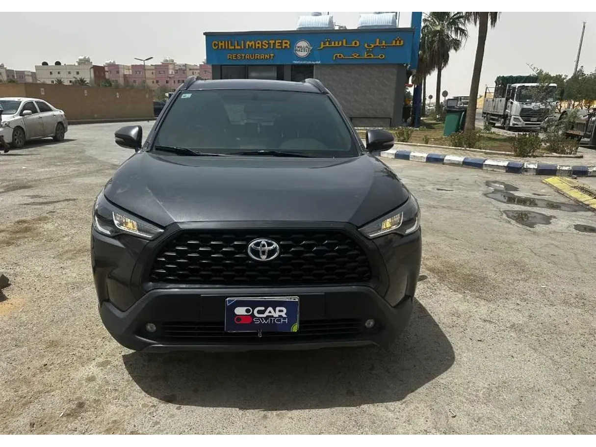Car image 2