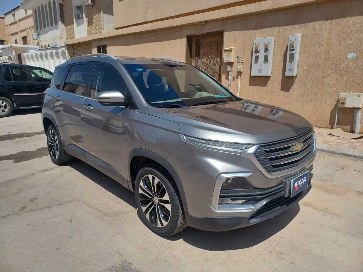 Car image 3